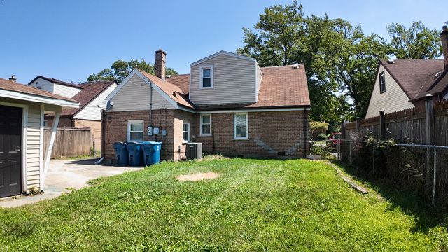 11604 S Kenneth Avenue, Alsip, IL 60803