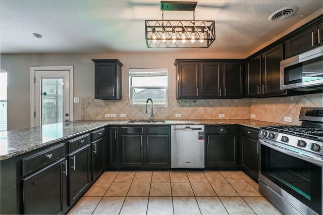 1927 Vermillion View Street, Fresno, TX 77545