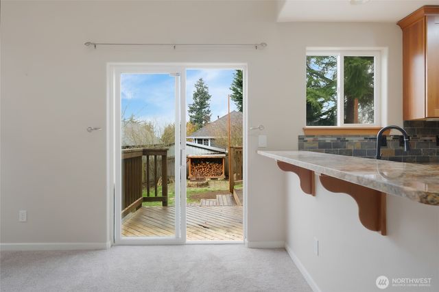 833 Blueberry Lane, Bellingham, WA 98229