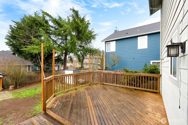 833 Blueberry Lane, Bellingham, WA 98229