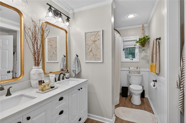 103 Pineneedle Drive, Westminster, SC 29693