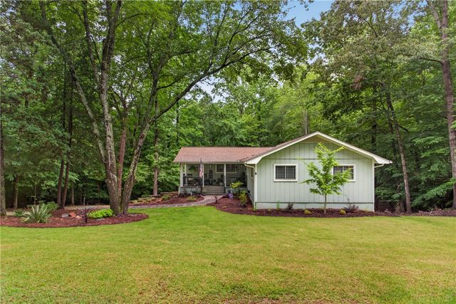 103 Pineneedle Drive, Westminster, SC 29693