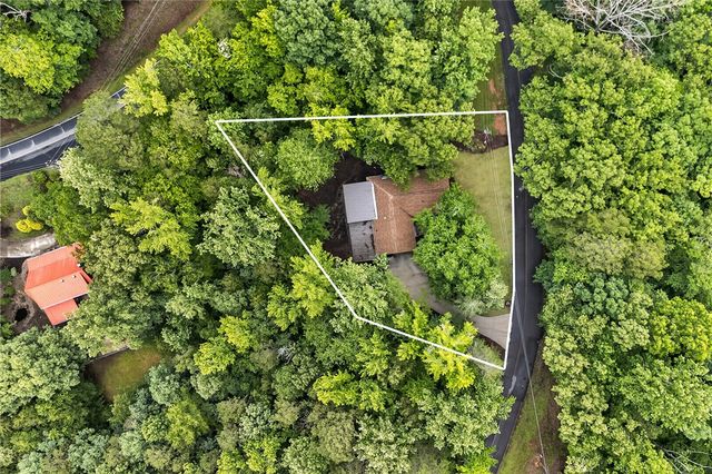 103 Pineneedle Drive, Westminster, SC 29693