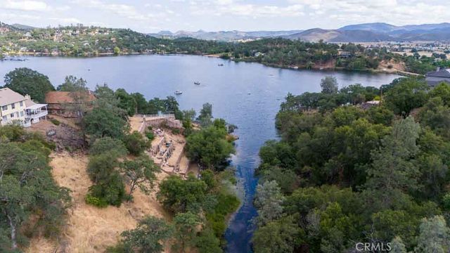 18337 North Shore Drive, Hidden Valley Lake, CA 95467