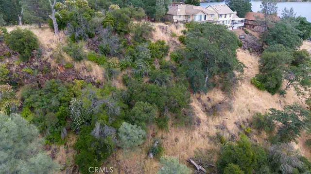 18337 North Shore Drive, Hidden Valley Lake, CA 95467