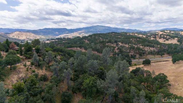 18337 North Shore Drive, Hidden Valley Lake, CA 95467