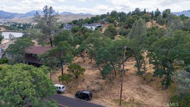 18337 North Shore Drive, Hidden Valley Lake, CA 95467