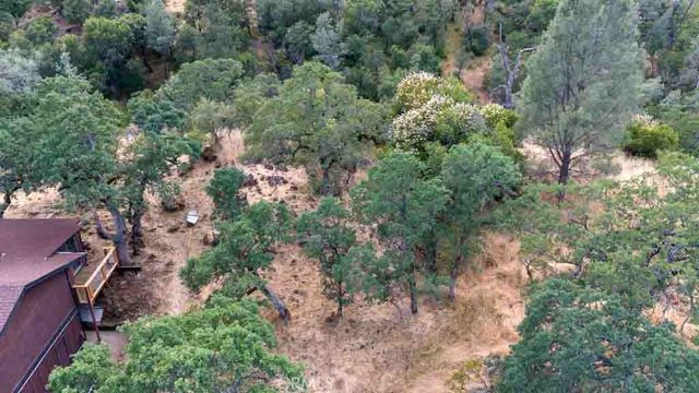 18337 North Shore Drive, Hidden Valley Lake, CA 95467