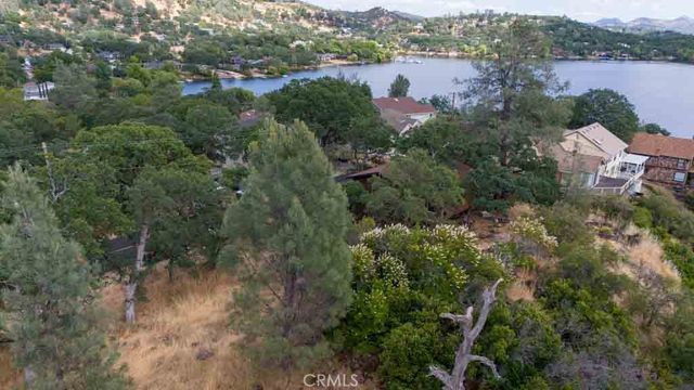 18337 North Shore Drive, Hidden Valley Lake, CA 95467