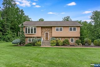 45 Magnolia Avenue, Denville Township, NJ 07834
