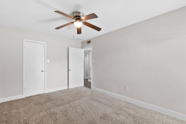 1900 Spies Spring Court, Arlington, TX 76006