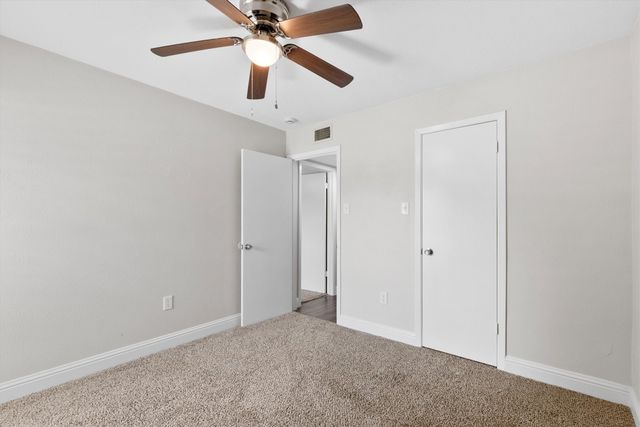 1900 Spies Spring Court, Arlington, TX 76006