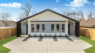 5201 Fairchild St Street B, Houston, TX 77028