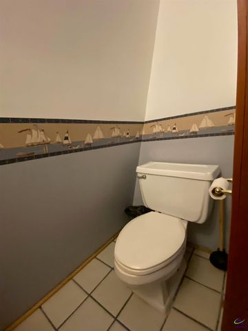 231 W Seminole Drive, Byron, GA 31008