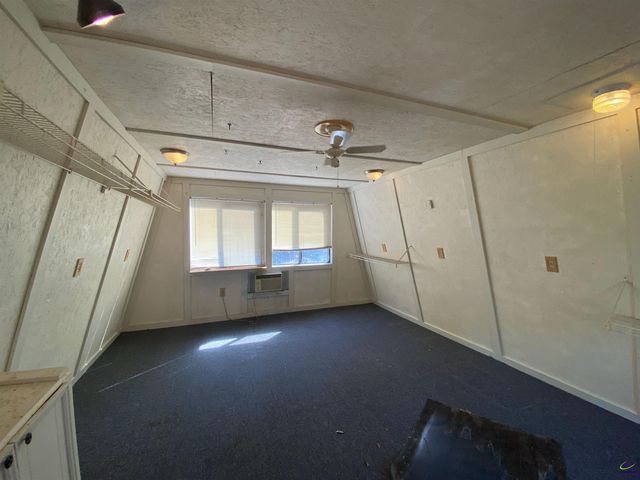 231 W Seminole Drive, Byron, GA 31008