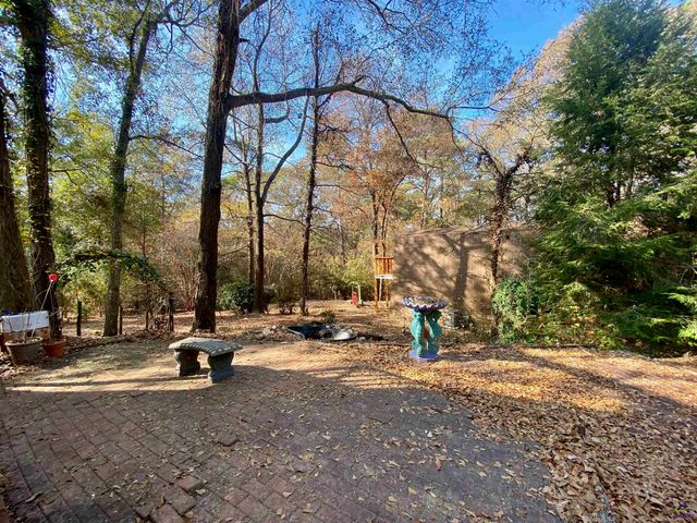 231 W Seminole Drive, Byron, GA 31008