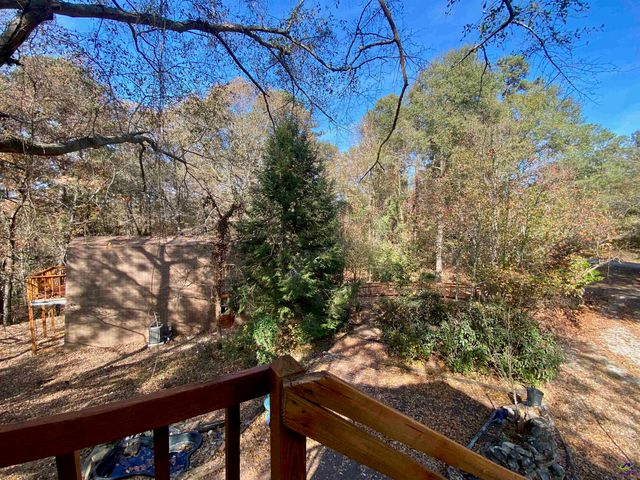 231 W Seminole Drive, Byron, GA 31008