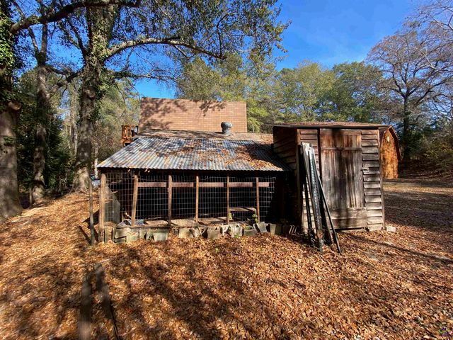 231 W Seminole Drive, Byron, GA 31008