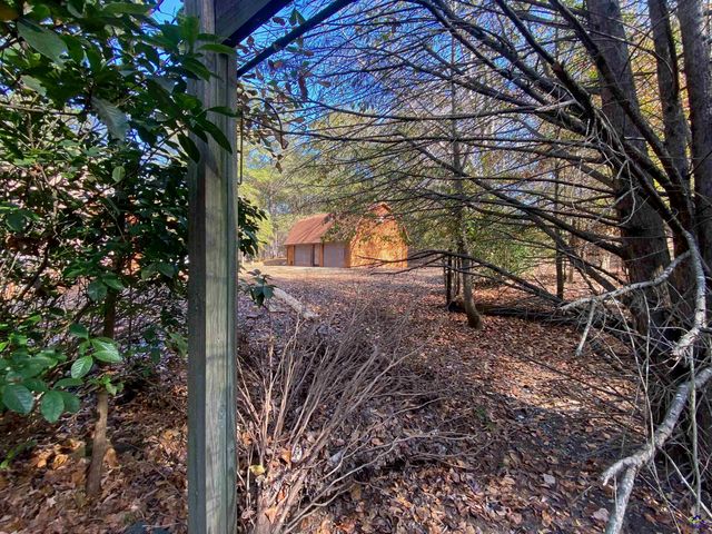 231 W Seminole Drive, Byron, GA 31008