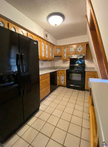 231 W Seminole Drive, Byron, GA 31008