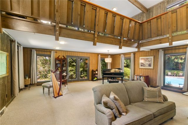 212 Middleton Shores Drive, Anderson, SC 29621