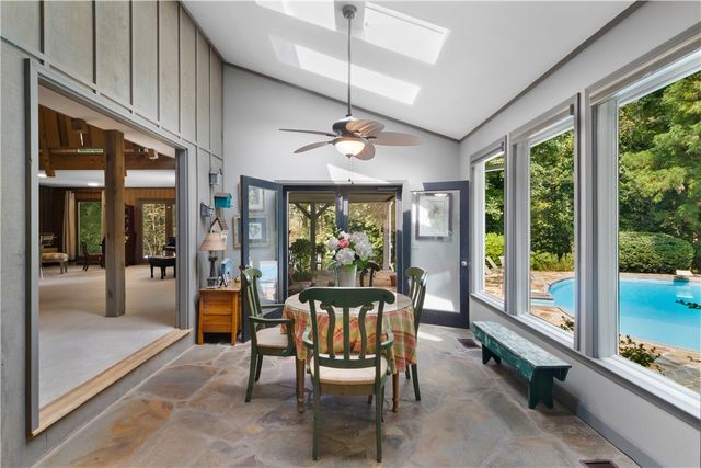 212 Middleton Shores Drive, Anderson, SC 29621