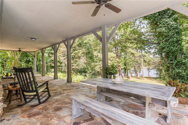 212 Middleton Shores Drive, Anderson, SC 29621