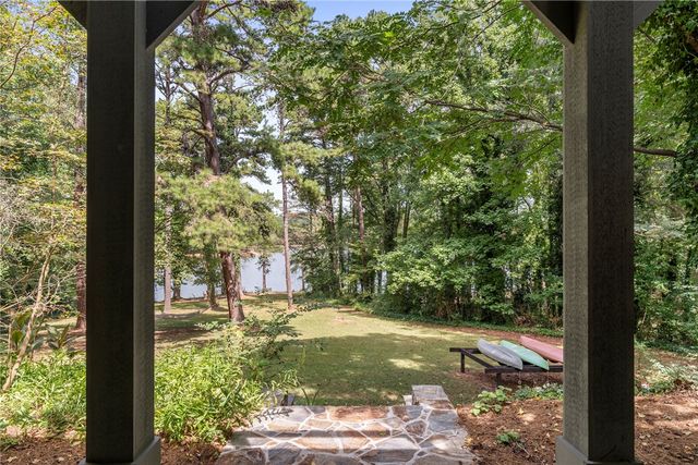 212 Middleton Shores Drive, Anderson, SC 29621