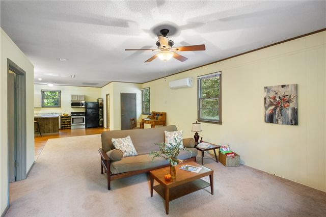 212 Middleton Shores Drive, Anderson, SC 29621