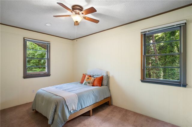 212 Middleton Shores Drive, Anderson, SC 29621