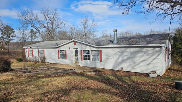 7740 Murr Road, Graff, MO 65660