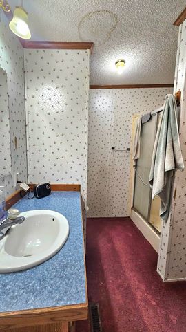 7740 Murr Road, Graff, MO 65660