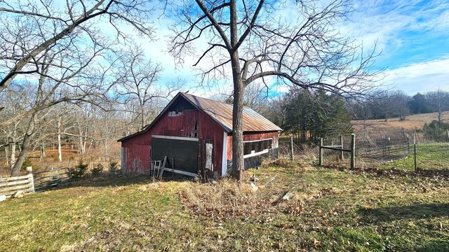 7740 Murr Road, Graff, MO 65660