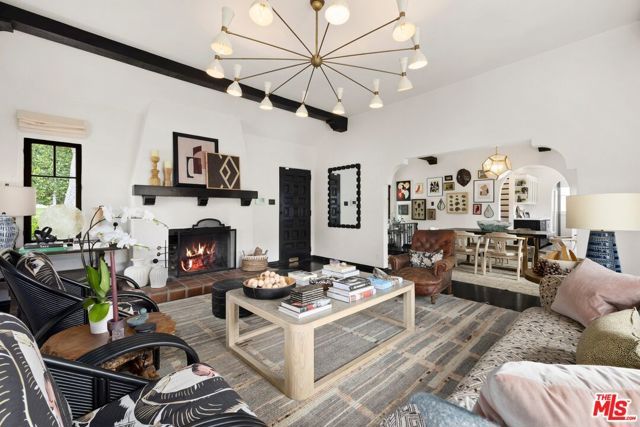 5826 Tuxedo Terrace, Los Angeles, CA 90068