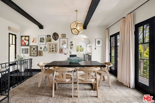 5826 Tuxedo Terrace, Los Angeles, CA 90068