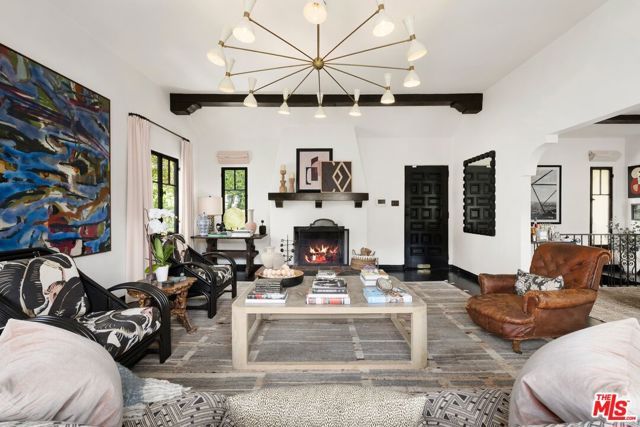 5826 Tuxedo Terrace, Los Angeles, CA 90068