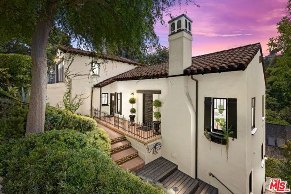 5826 Tuxedo Terrace, Los Angeles, CA 90068