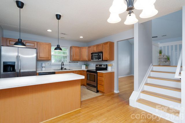 1929 Billingsville School Court, Charlotte, NC 28214