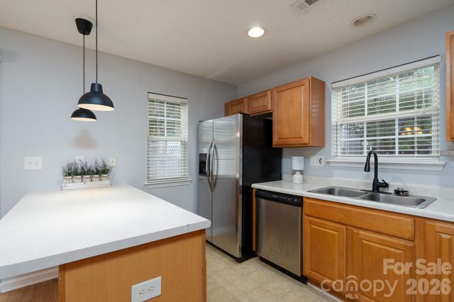 1929 Billingsville School Court, Charlotte, NC 28214