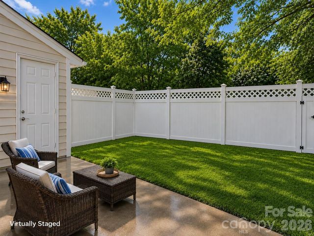 1929 Billingsville School Court, Charlotte, NC 28214