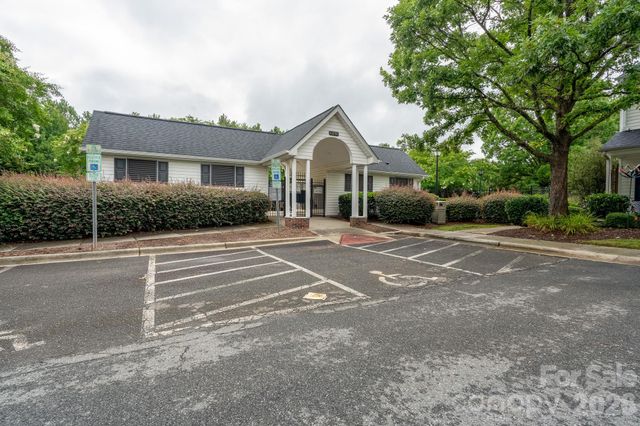 1929 Billingsville School Court, Charlotte, NC 28214
