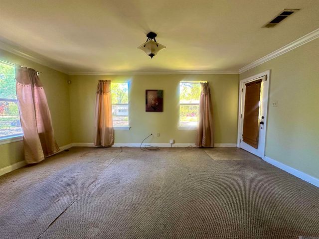 1957 Rhodes Ave, Baton Rouge, LA 70802