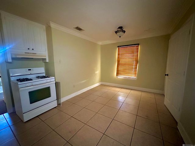 1957 Rhodes Ave, Baton Rouge, LA 70802