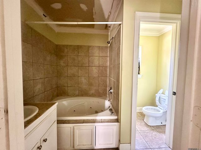 1957 Rhodes Ave, Baton Rouge, LA 70802