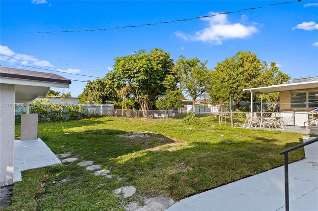 171 W 13th St, Hialeah, FL 33010