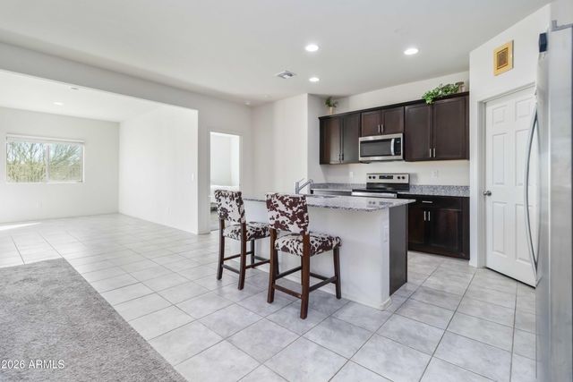 18307 N PRESLEY Lane, Maricopa, AZ 85138