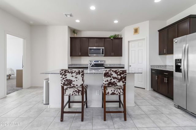 18307 N PRESLEY Lane, Maricopa, AZ 85138