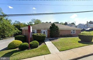 201 N PROGRESS AVE, Harrisburg, PA 17109