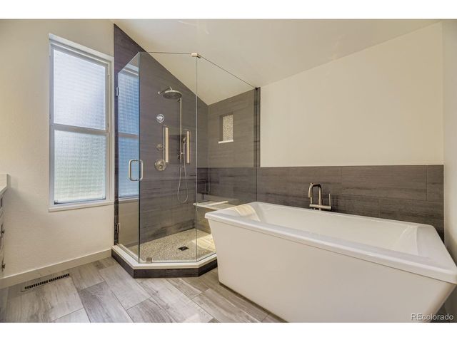 7909 S Bemis St, Littleton, CO 80120