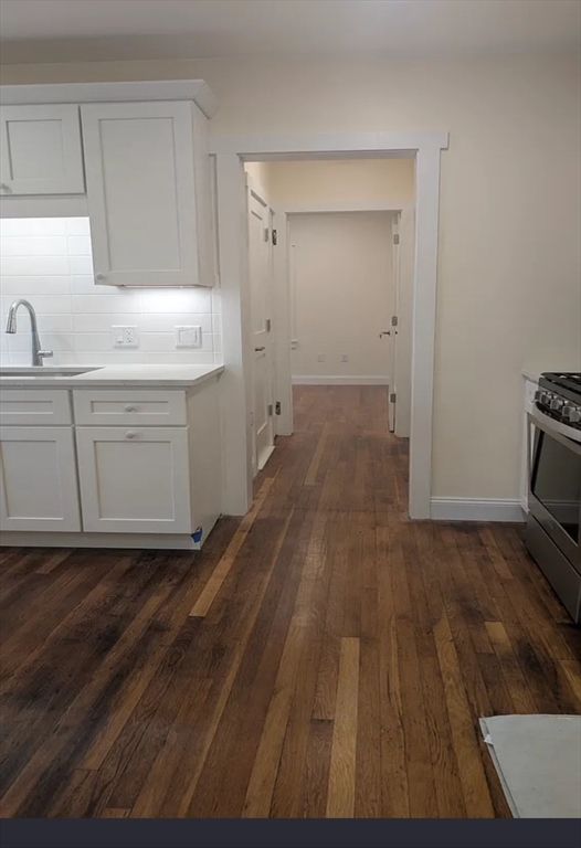 112 Hyde Park Ave 5, Boston, MA 02130